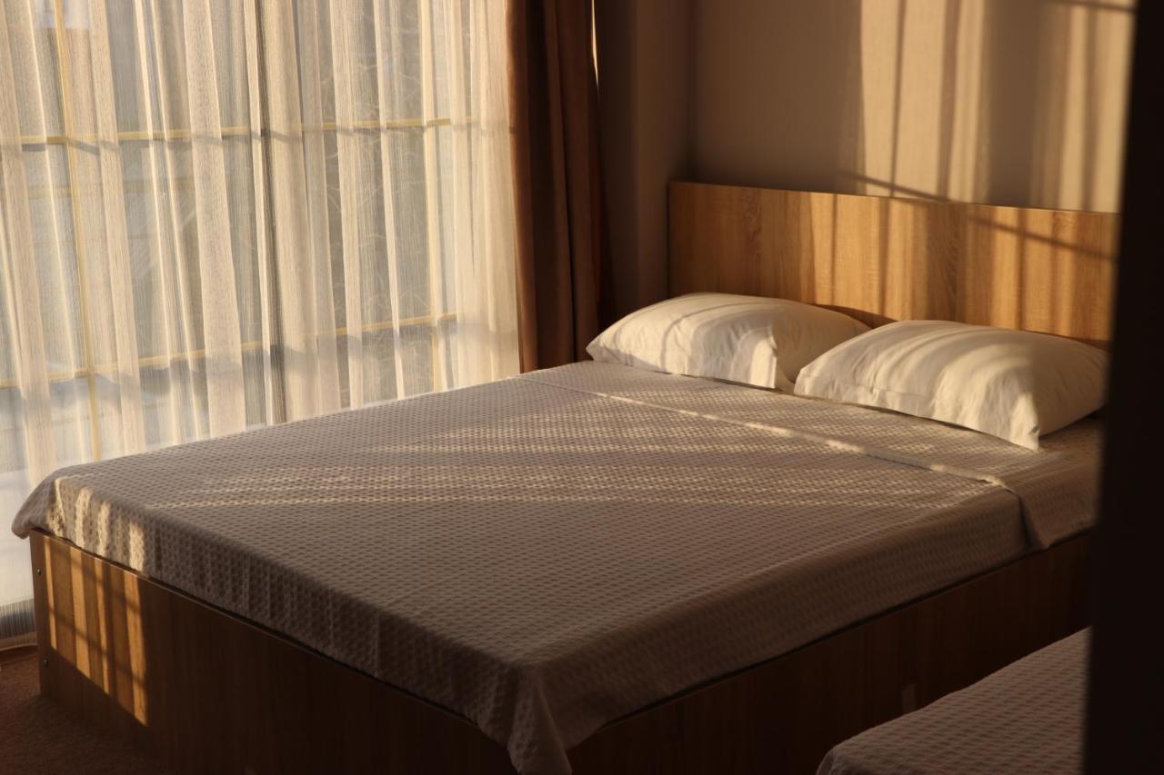 Riva Hotel Kobuleti ภายนอก รูปภาพ